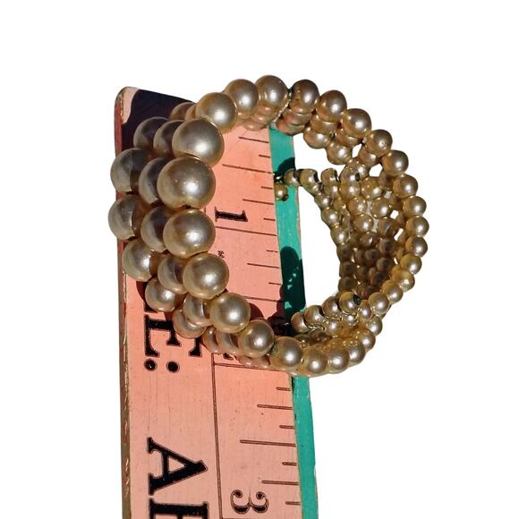 Champagne Pink Graduating Faux Pearl Three Strand Memory Wire Cuff Bracelet - Picture 8 of 8